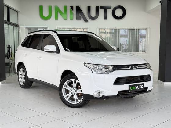 MITSUBISHI OUTLANDER 2.0 16V GASOLINA 4P AUTOMÁTICO MITSUBISHI OUTLANDER 2.0 16V GASOLINA 4P AUTOMÁTICO